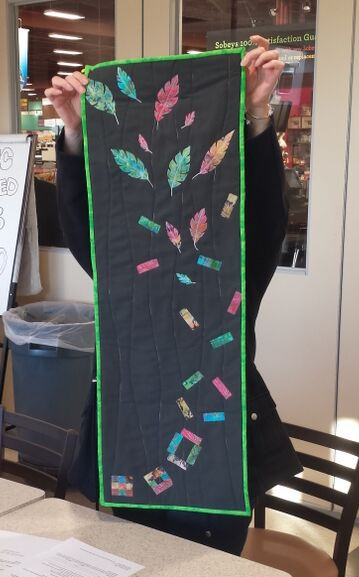 11-Dyanne made a great neg space table runner