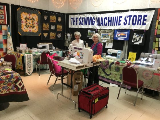 046-Sewing Machine Store Booth SMQG Quilt Show March 2016-001